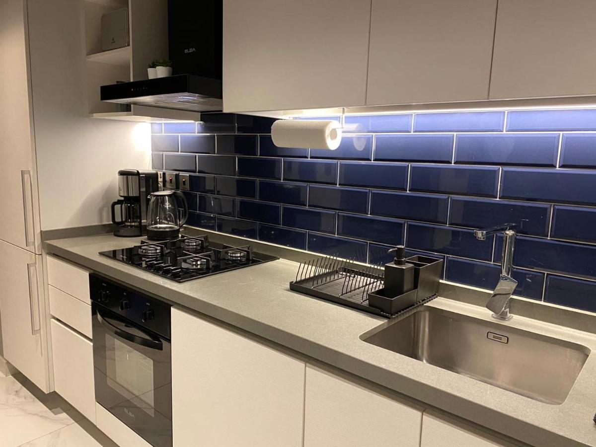 Urban Getaway Downtown Apartment Dubai